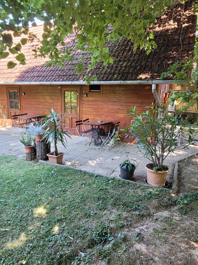 فندق Mohas Vendeghaz Koszeg Mohas Ut 107 المظهر الخارجي الصورة
