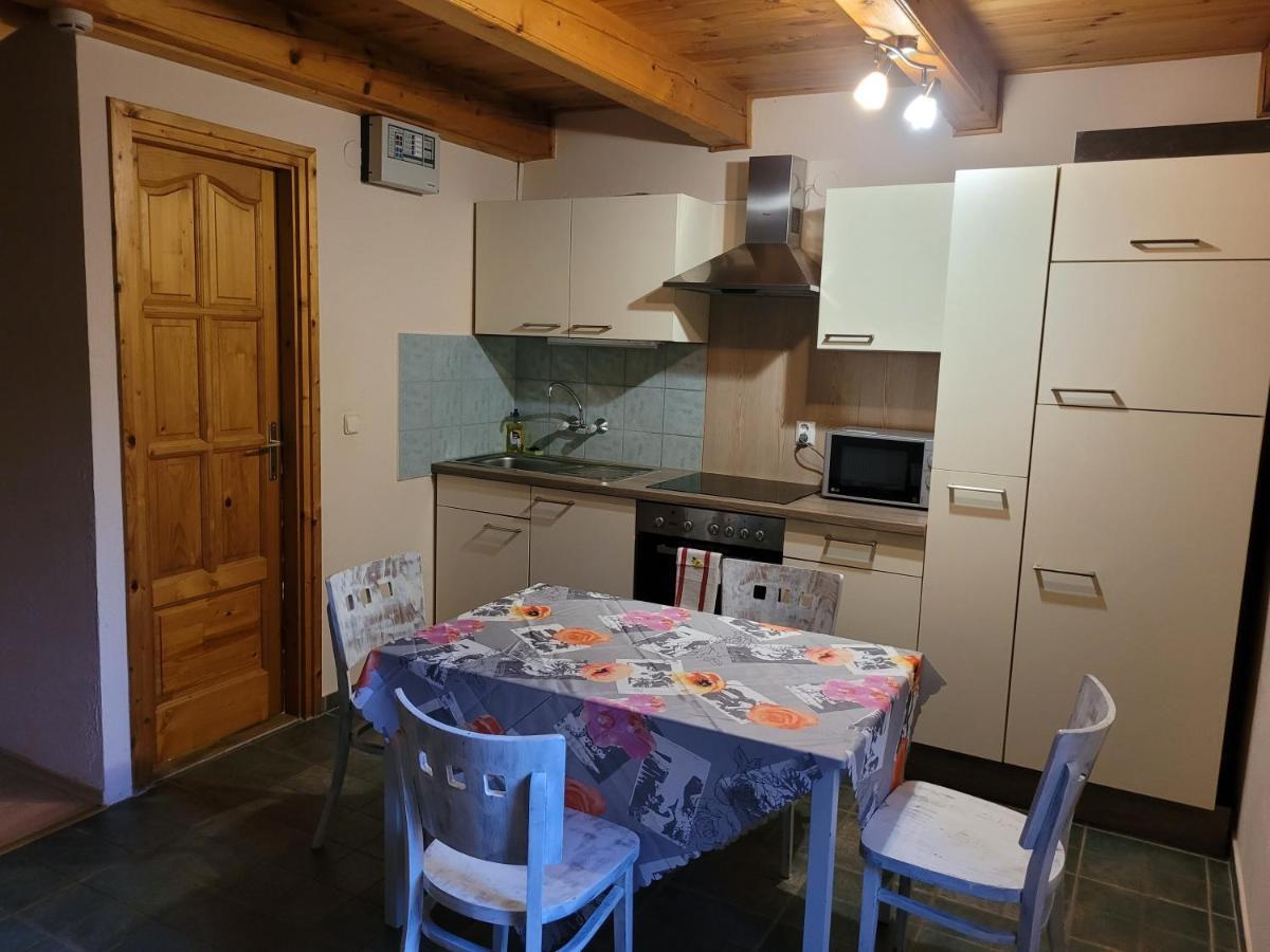 فندق Mohas Vendeghaz Koszeg Mohas Ut 107 المظهر الخارجي الصورة