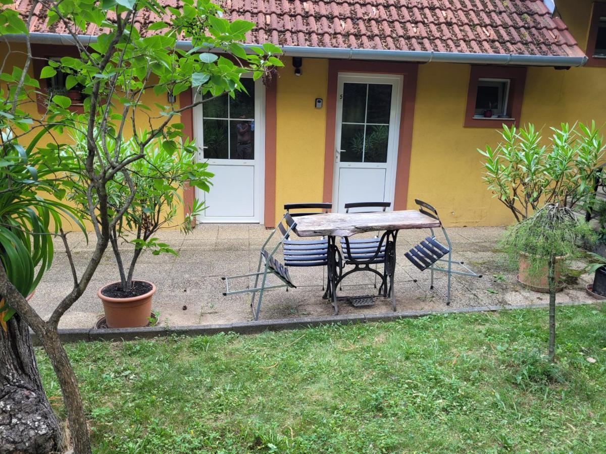 فندق Mohas Vendeghaz Koszeg Mohas Ut 107 المظهر الخارجي الصورة