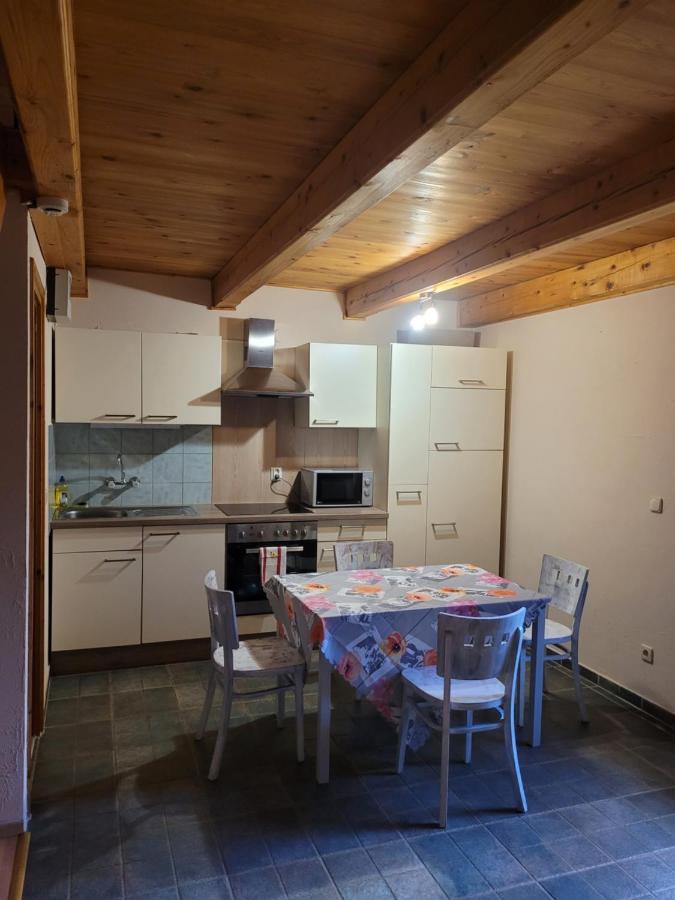 فندق Mohas Vendeghaz Koszeg Mohas Ut 107 المظهر الخارجي الصورة