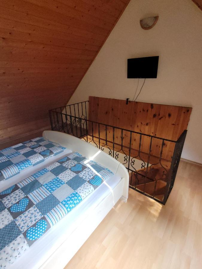 فندق Mohas Vendeghaz Koszeg Mohas Ut 107 المظهر الخارجي الصورة